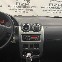 Dacia Sandero 1.5 DCI 75CH BLACK LINE 2 - CLIM - GARANTIE 12 MOIS occasion - Vern-sur-Seiche - photo 3/9
