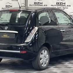 Lancia Ypsilon 1.2 60CH Y GARANTIE 12 MOIS occasion - Vern-sur-Seiche - photo 2/10