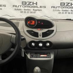 Renault Twingo 2 1.2 LEV 16V 75CH EXPRESSION ECO&sup2; - GARANTIE 12 MOIS occasion - Vern-sur-Seiche - photo 3/11