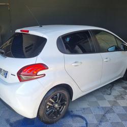 Peugeot 208 1.6 HDI 100 ACTIVE Argentr&eacute;