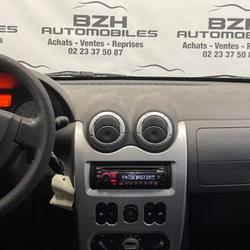 Dacia Sandero 1.6 MPI 90CH LAUREATE GARANTIE 12 MOIS occasion - Vern-sur-Seiche - photo 3/7