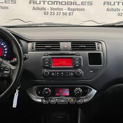 Kia Rio 1.4 CRDI ACTIVE 5P GARANTIE 12 MOIS occasion - Vern-sur-Seiche - photo 3/13