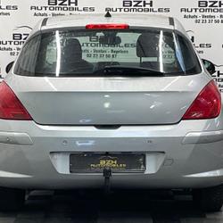 Peugeot 308 Phase 1 1.6 CONFORT BOITE AUTO GARANTIE 12 MOIS occasion - Vern-sur-Seiche - photo 2/13