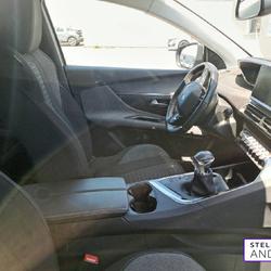 Peugeot 3008 3008 Puretech 130ch S&S BVM6 Style M&eacute;rignac