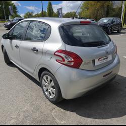 Peugeot 208 Access 1.4Hdi 70cv La Gacilly