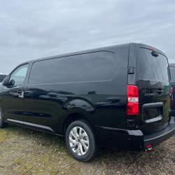 Fiat Scudo NEUF: XL DIESEL 180CH PACK PREMIUM CONNECT EAT8 + OPTIONS 5772 &euro; Carquefou