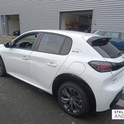Peugeot 208 Electrique 50 kWh 136ch Style occasion - Le Bouscat - photo 2/20