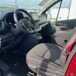 Renault Trafic NEUF: CARMIN 5 PLACES BVA9 170 CV L2H1 EXCLUSIVE + OPTIONS 4650 &euro; Carquefou