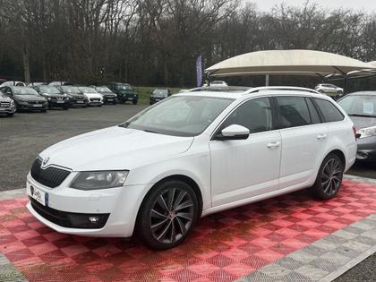 Skoda Octavia Combi - 2.0 TDI 150CH CR FAP GREEN TEC LAURIN&KLEMENT DSG6 - 8 990 €