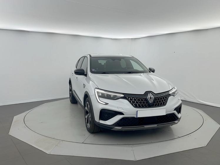 Renault Arkana  - 24 990 €