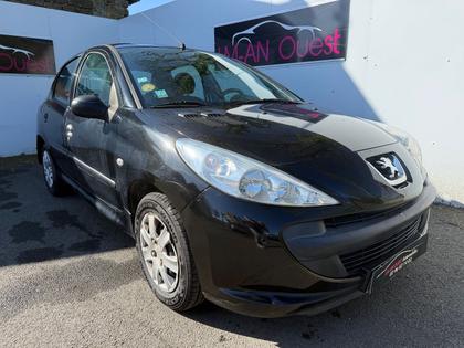 Peugeot 206+ - 1.4 HDI URBAN 5P - 6 990 €