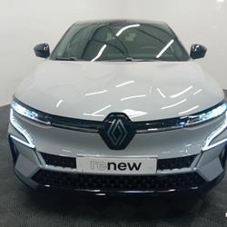 Renault Megane E-Tech Megane E-Tech 220 ch autonomie confort GSR2 Iconic F&eacute;camp