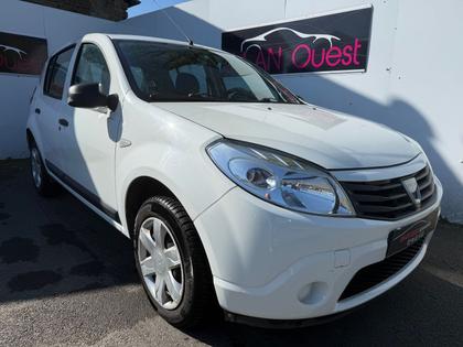 Dacia Sandero - 1.5 DCI 75CH FAP ECO² AMBIANCE - 6 990 €