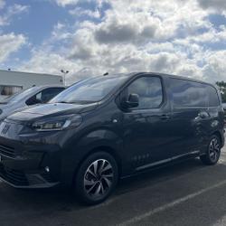 Fiat Scudo NEUF: M 2.2 DIESEL 180CH EAT8 S-DESIGN + OPTIONS 2400 &euro; Carquefou