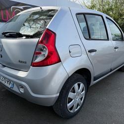 Dacia Sandero 1.5 DCI 75CH FAP ECO&sup2; AMBIANCE Qu&eacute;vert
