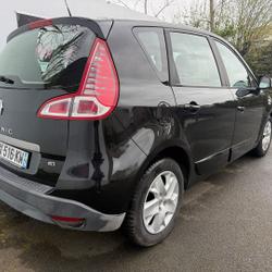 Renault Scenic 3 1.5 DCI 110CH FAP EXPRESSION Qu&eacute;vert