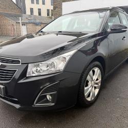 Chevrolet Cruze SW 1.7 VCDI 110CH LS+ S&S Qu&eacute;vert