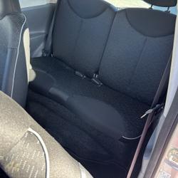 Peugeot 107 1.0 12V TRENDY EURO5 3P Beaucouz&eacute;