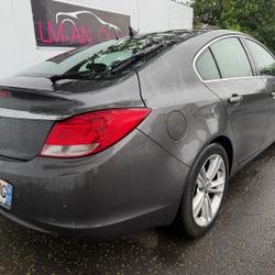 Opel Insignia A 2.0 CDTI160 FAP COSMO 5P Qu&eacute;vert