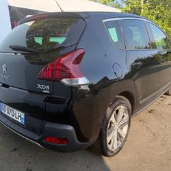 Peugeot 3008 1.6 E-HDI115 FAP ALLURE ETG6 Qu&eacute;vert