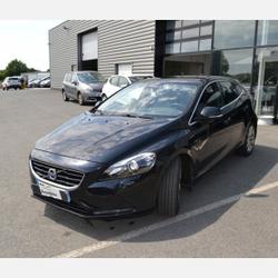 Volvo V40 Cross Country D3 150CH START&STOP MOMENTUM GEARTRONIC Co&euml;tmieux