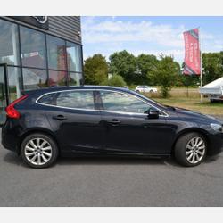 Volvo V40 Cross Country D3 150CH START&STOP MOMENTUM GEARTRONIC Co&euml;tmieux