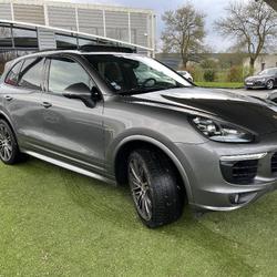 Porsche Cayenne II phase 2 3.0 E-HYBRID S 416 Saint-L&eacute;ger-de-Lini&egrave;res