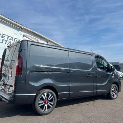 Renault Trafic NEUF: GRIS COMETE 3T L2H1 170 CV BVA9 EXCLUSIVE + OPTIONS 4050 &euro; occasion - Carquefou - photo 2/10