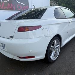 Alfa Romeo GT 1.9 JTD150 MULTIJET SELECTIVE Qu&eacute;vert