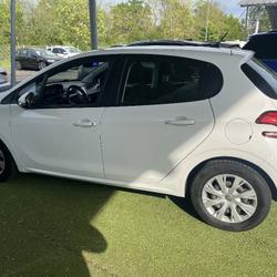 Peugeot 208 SOCIETE 2PL 1.6 BlueHDI 75 BUSINESS Saint-L&eacute;ger-de-Lini&egrave;res