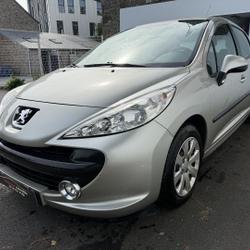 Peugeot 207 1.4 HDI70 PREMIUM 5P Qu&eacute;vert