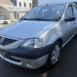 Dacia Logan 1.5 DCI 70CH LAUREATE Qu&eacute;vert