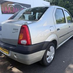 Dacia Logan 1.5 DCI 70CH LAUREATE Qu&eacute;vert