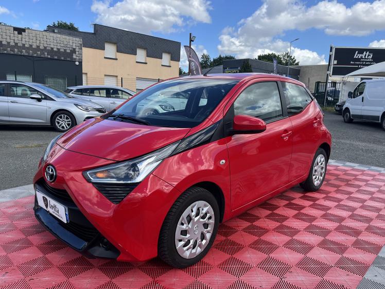 Toyota Aygo  - 7 490 €