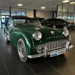 Triumph TR3  Saint-L&eacute;ger-de-Lini&egrave;res