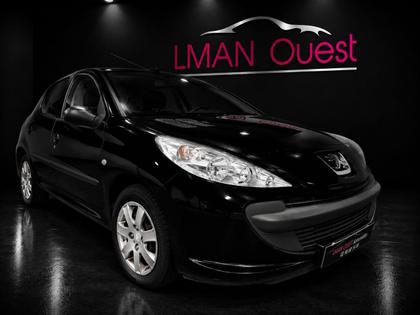 Peugeot 206+ - 1.1 URBAN EURO5 5P - 3 990 €