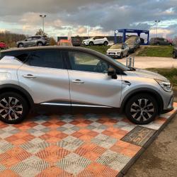 Renault Captur TCe 90 BV6 TECHNO GPS 9.3" Cam&eacute;ra Lescure-d'Albigeois