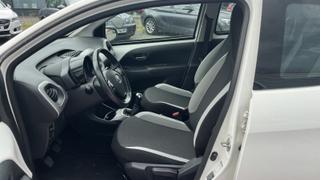 Toyota Aygo  - photo 1