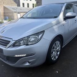 Peugeot 308 II Phase 1 1.6 BLUEHDI 120CH STYLE S&S 5P Qu&eacute;vert