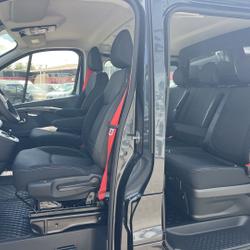 Renault Trafic NEUF: COMETE 5 PLACES BVA9 170 CV L1H1 EXCLUSIVE + OPTIONS 4650 &euro; Carquefou