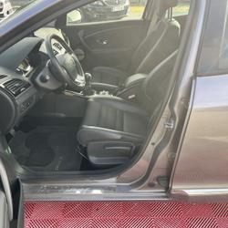Renault Megane 3 1.5 DCI 110CH ENERGY BOSE ECO&sup2; occasion - Beaucouz&eacute; - photo 2/11