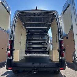 Nissan Interstar NEUF: L2H2 3T5 2.0 DCI 170CH EUROVIE TEKNA BVA9 + OPTIONS 3600&euro; Carquefou
