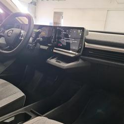 Renault Megane E-Tech EV40 130 standard charge Equilibre Mions