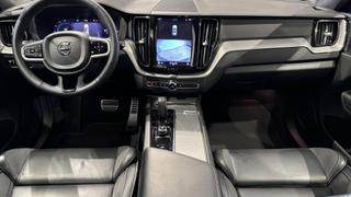 Volvo XC60  - photo 1