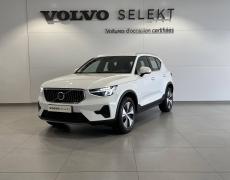 Volvo XC40 Cerisé