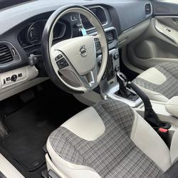 Volvo V40 Cross Country V40 Cross Country D4 190 Geartronic 8 Oversta Edition Ceris&eacute;