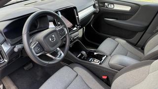 Volvo XC40  - photo 1