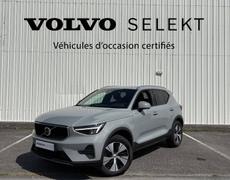 Volvo XC40 Cerisé
