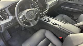 Volvo XC60  - photo 1