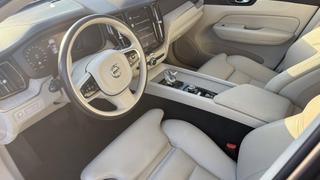 Volvo XC60  - photo 1